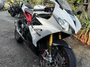 TRIUMPH DAYTONA 675 - 2013