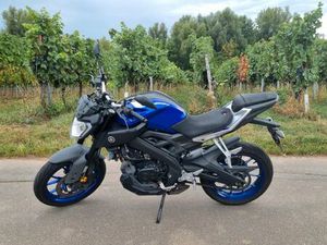 YAMAHA MT 125