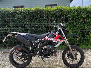 RIEJU MRT 50 – MODÈLE 2025 – 1 759 KM – PARFAITE ÉTAT