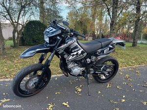 YAMAHA 125 DTX
