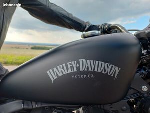 HARLEY DAVIDSON A2 IRON CT VIERGE