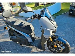 SEAT MO 11MO 125 PERFORMANCE /SILENCE 125