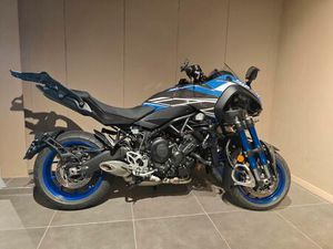 ② YAMAHA NIKEN BTW VOERTUIG !