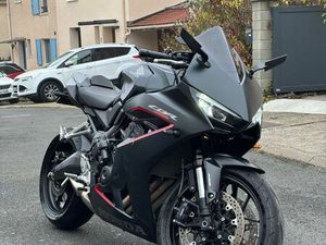 HONDA CBR650R A2 2025 AKRA