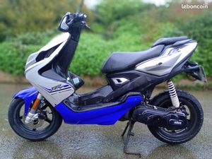 SCOOTER AEROX YAMAHA