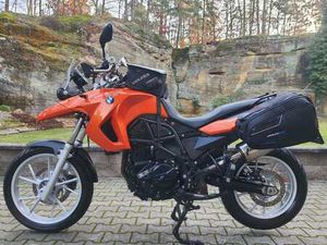 BMW F 650 GS - SUPER STAV + VÝBAVA
