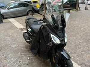 SYM JOYRIDE 300 (2024) - TERMOSCUDO - 16.000 KM