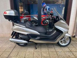 YAMAHA MAJESTY 400 (2004)