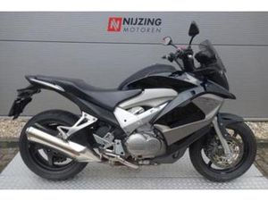 HONDA VFR 800 X CROSSRUNNER ABS  (BJ 2011) — MOTOREN | HONDA — MARKTPLAATS