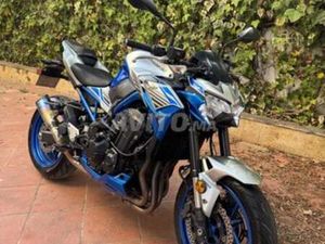 KAWAZAKI Z900