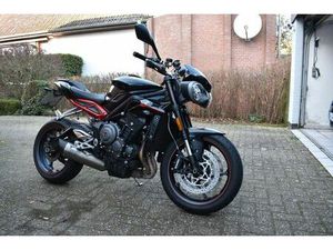 TRIUMPH STREET TRIPLE 765 R