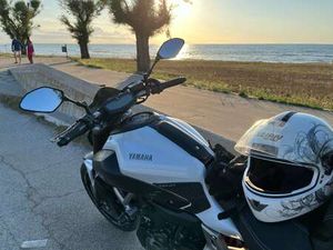 YAMAHA MT-07 SPORTIVA BIANCO