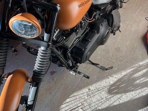 HARLEY-DAVIDSON DYNA WIDE GLIDE