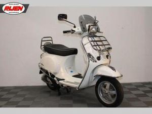 VESPA S 125 (BJ 2010) — MOTOREN | OVERIGE MERKEN — MARKTPLAATS