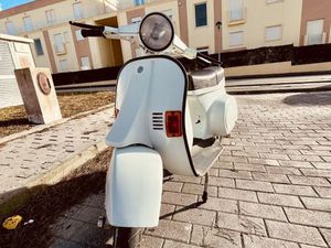 VESPA PK50 XLS DE 1989 SILVEIRA
