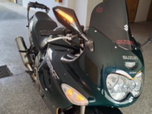 SUZUKI GSXF 750
