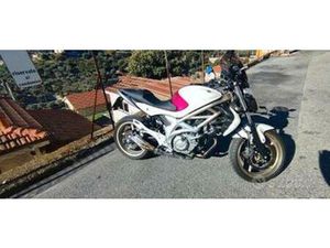 SUZUKI SV 650 - 2011