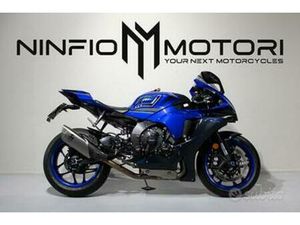 YAMAHA YZF R1 - 2023