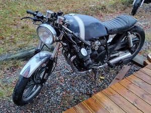 YAMAHA XJ400