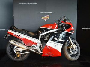 ② 1987 SUZUKI GSXR-750 | 10.652KM | NETTE STAAT