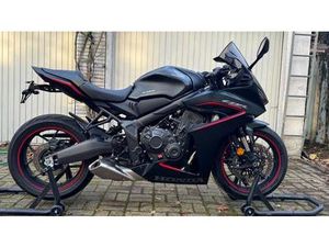 HONDA CBR 650R
