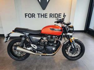 TRIUMPH SPEED TWIN 1200 FOR SALE IN ROMFORD