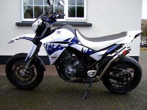 YAMAHA XT660
