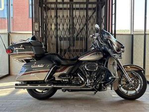 ② HARLEY-DAVIDSON CVO TOURING ULTRA LIMITED FLHTKSE