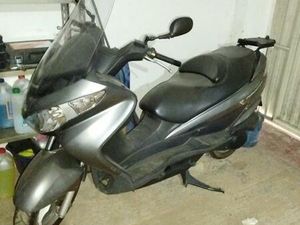 SUZUKI - BURGMAN 125