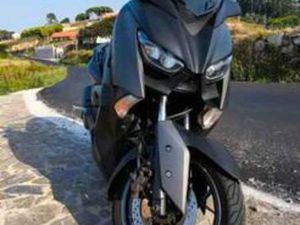 YAMAHA - XMAX 300