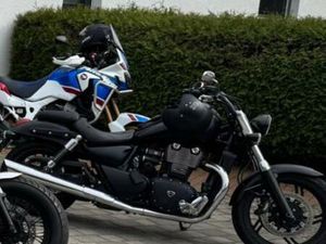 TRIUMPH THUNDERBIRD STORM BLACK EDITION