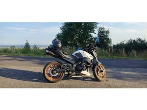 SUZUKI GSR 600 2010R