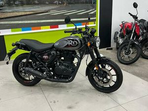 ROYAL ENFIELD HUNTER 350 DAPPER GREY