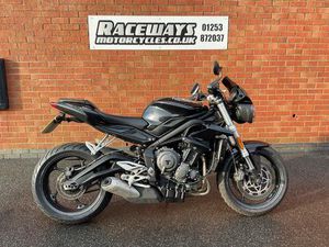 TRIUMPH STREET TRIPLE S 765 CC