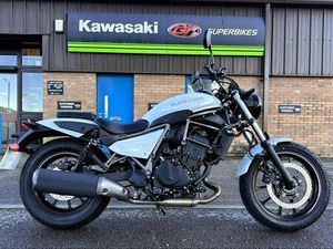 2025 75 KAWASAKI MOTORCYCLE EL450 ELIMINATOR 500 WHITE JUST 44 MILES!