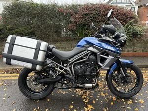 TRIUMPH TIGER 800 XRX 2016