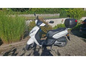 PEUGEOT KISBEE ROLLER MOTORROLLER SCOOTER 49 CCM 45 KM/H ZL 2022