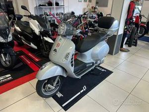 PIAGGIO VESPA 250 GTS
