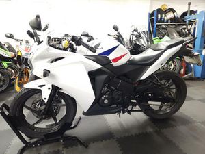 HONDA CBR125R 124 CC