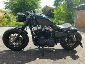 HARLEY-DAVIDSON SPORTSTER