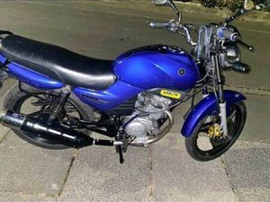 YAMAHA YBR 125 05 PLATE