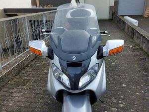 SUZUKI BURGMAN 650 EXECUTIVE MOTORRAD ROLLER AN650AK4