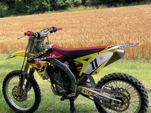SUZUKI RMZ 250 / VOLLCROSS / AUCH TAUSCH