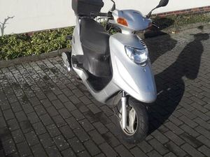 LEICHTKRAFTRAD (ROLLER) SUZUKI UE 125