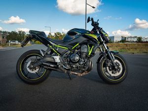 KAWASAKI Z650