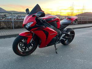 HONDA CBR 1000 ER SC59
