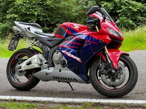 HONDA CBR600RR PC37 BJ. 2005