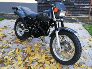 YAMAHA TW 125