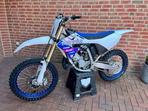 YAMAHA YZ125 LC 2023