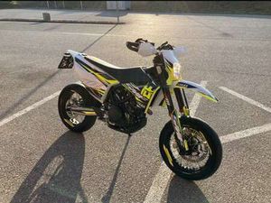 SUPERMOTO